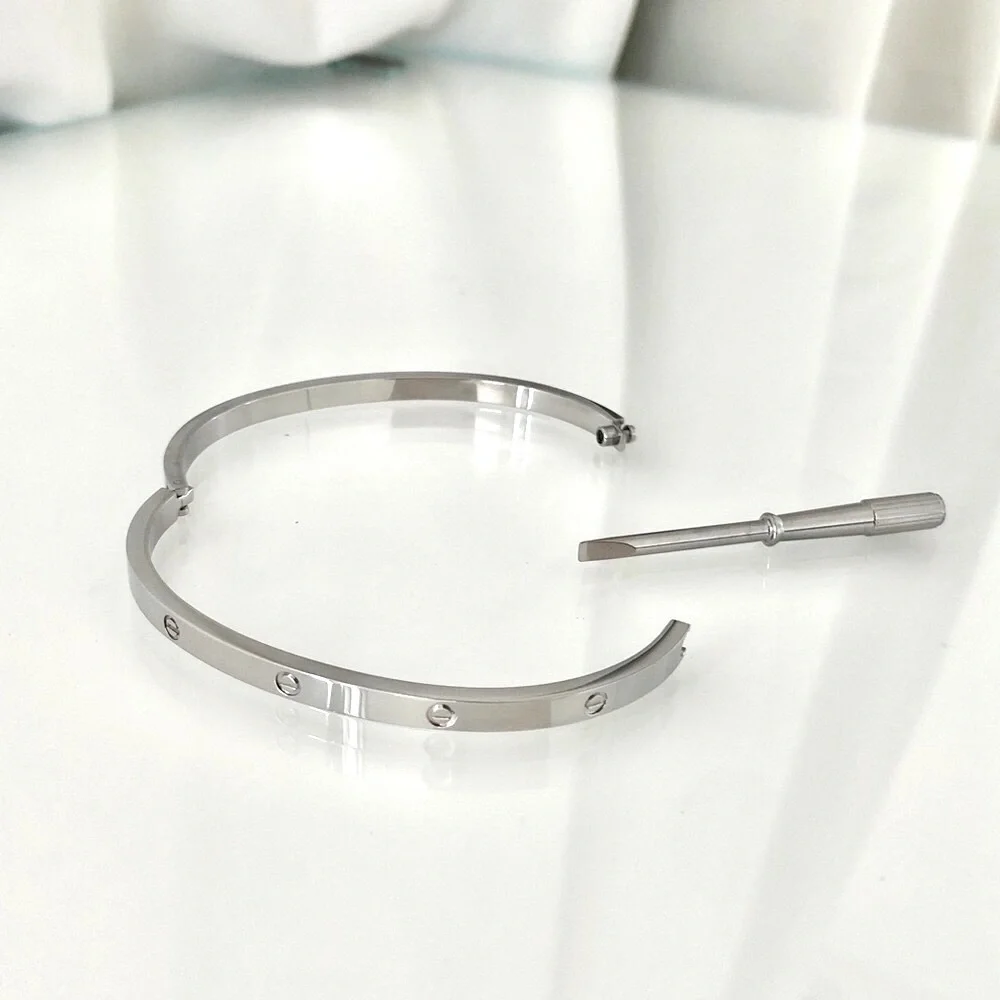 Screw Bracelet Small Model Stainless Steel.